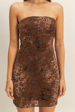Load image into Gallery viewer, Leopard Print Strapless Mini Dress