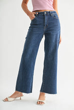 Load image into Gallery viewer, Slim Wide Leg Jeans