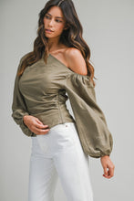 Load image into Gallery viewer, Tessa Off the Sholder Top