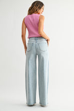 Load image into Gallery viewer, Macy Jeans
