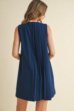 Load image into Gallery viewer, Kennen Flowy Dress

