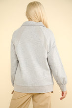 Load image into Gallery viewer, Basic Half Zip Pullover, Gray
