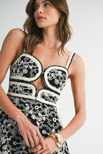 Load image into Gallery viewer, Lulu Dress, Black
