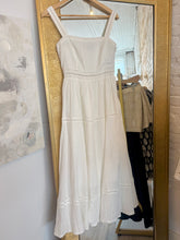 Load image into Gallery viewer, Kelsi Maxi Dress
