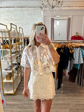 Load image into Gallery viewer, Darah Set, White

